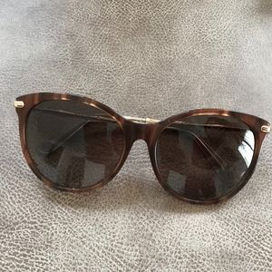 NBW GUCCI SUNGLASSES